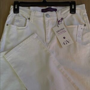 Gloria Vanderbilt Amanda Women's Cream Jeans